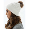 Biała czapka zimowa z pomponem w naturalnym odcieniu - Peterson
