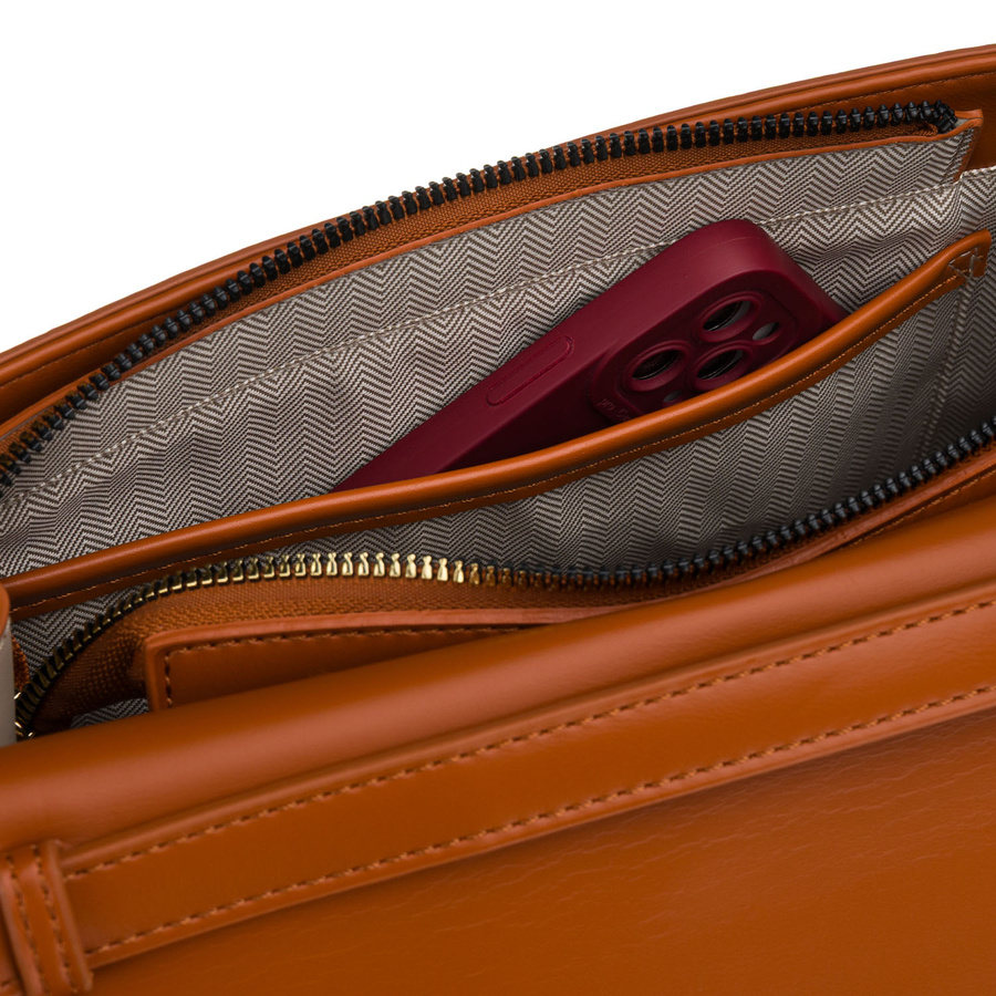 Torebka damska w kolorach ecru i brązowym, zamykana suwakiem i magnesem - Peterson