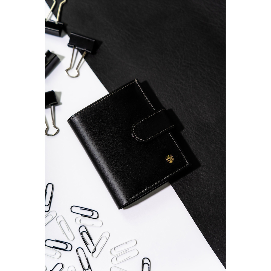 Eleganckie etui na dokumenty w czarnym kolorze wykonane ze skóry naturalnej - Rovicky