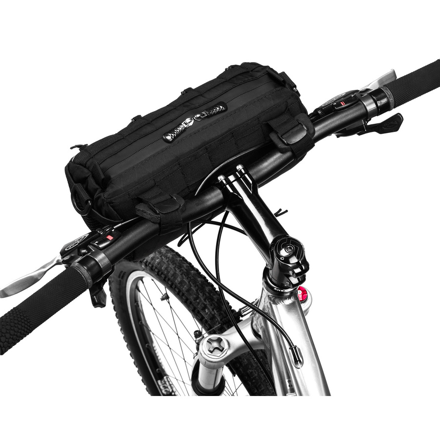 Czarna sakwa rowerowa na kierownicę wykonana z materiałów wodoodpornych - Peterson