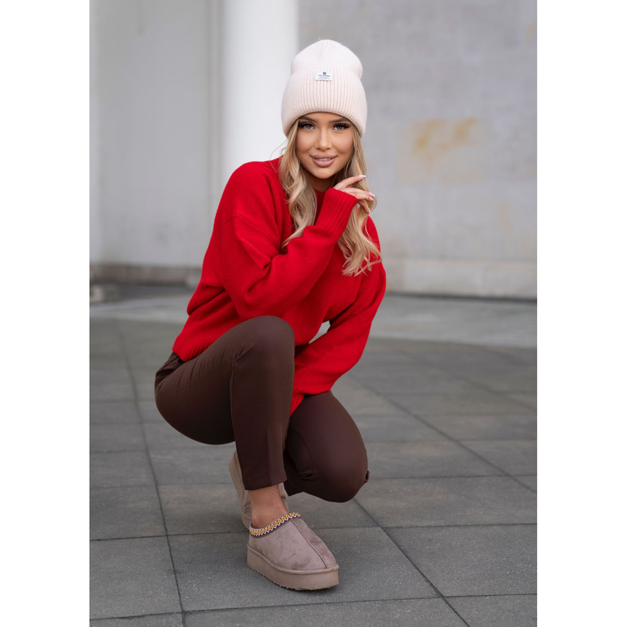 Beżowa zimowa czapka damska beanie w uniwersalnym rozmiarze z logo marki - Peterson