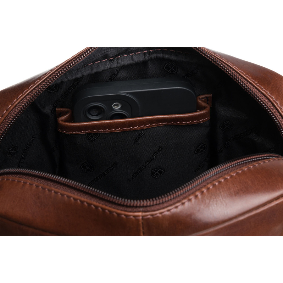 Jednokomorowa, brązowa listonoszka męska ze skóry naturalnej - Peterson