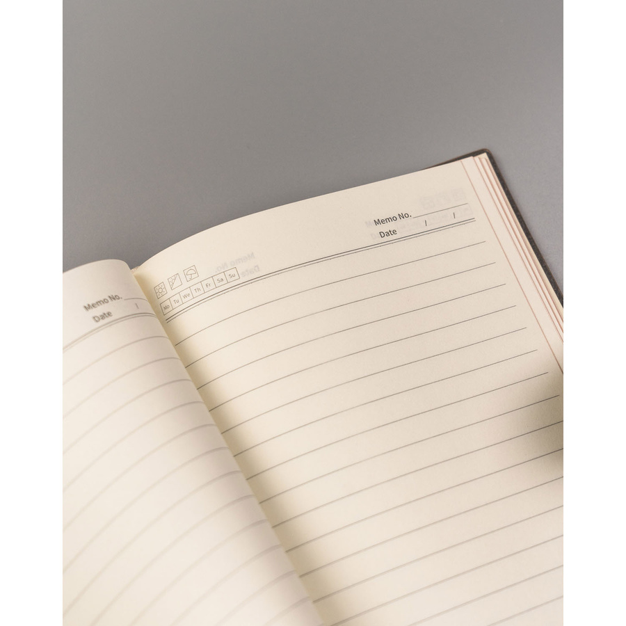 Beżowy notes w formacie A5 zadrukowany w linie - Peterson