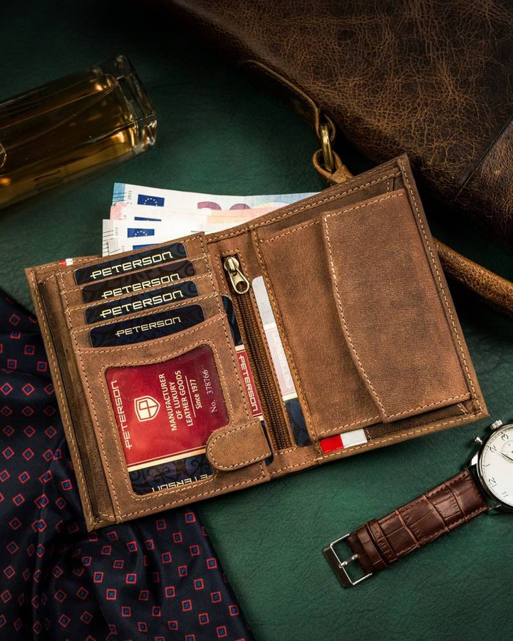 Skórzany portfel męski z motywem patriotycznym - Peterson