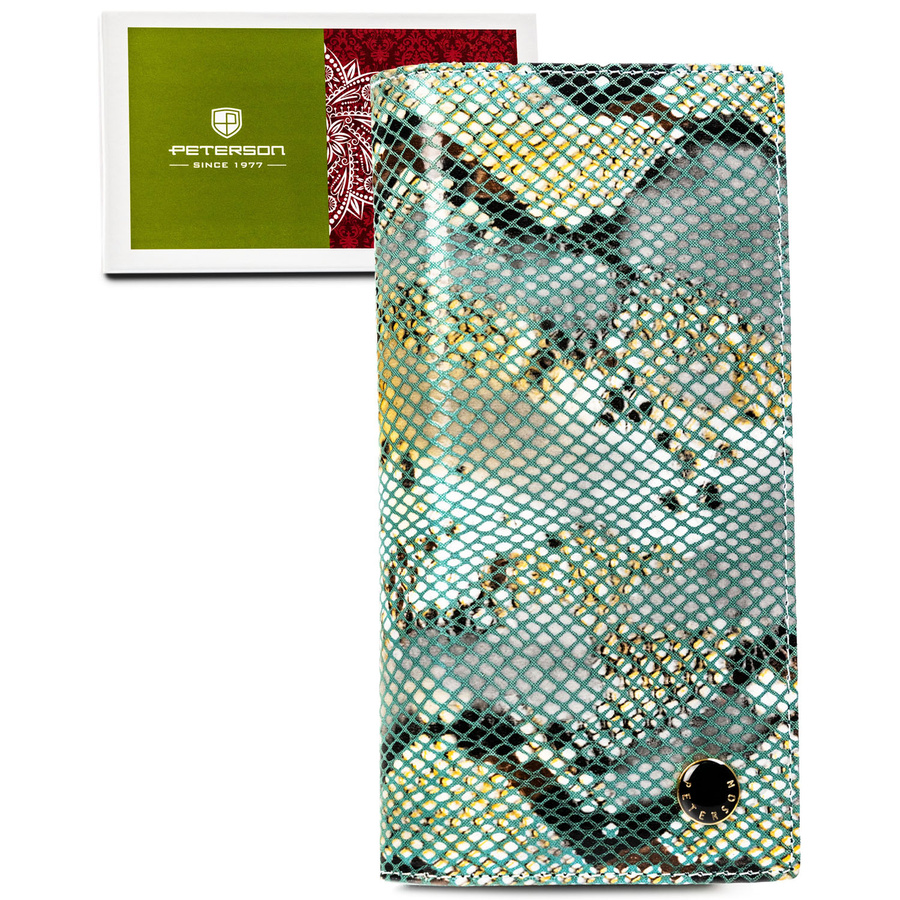 Skórzany, pionowy portfel damski na magnes z fakturą imitującą skórę węża - Peterson