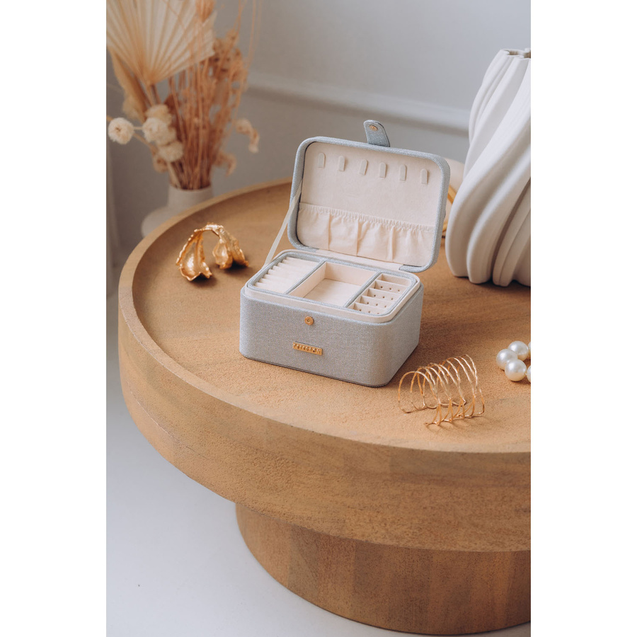 Srebrna szkatułka na biżuterię zamykana zamkiem magnetycznym - Peterson