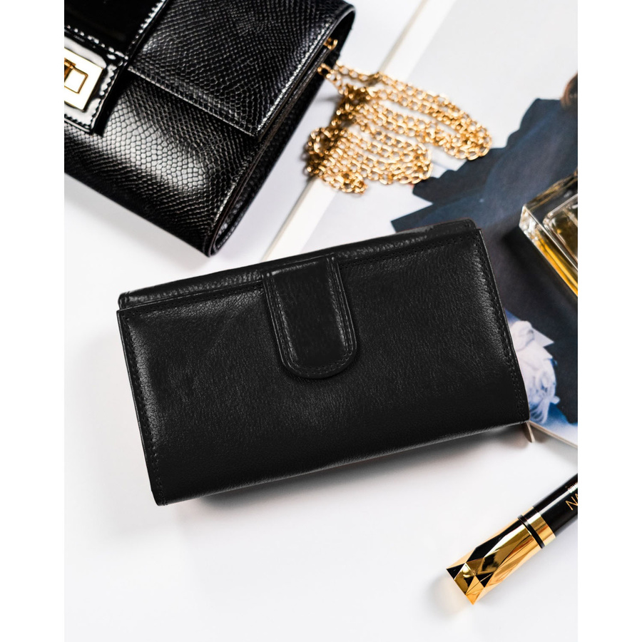 Czarny, skórzany portfel damski z systemem RFID - Rovicky