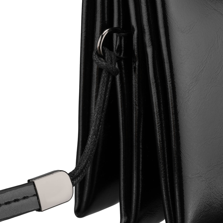 Saszetka męska ze skóry ekologicznej w czarnym kolorze, wyposażona w uchwyt na rękę - Rovicky