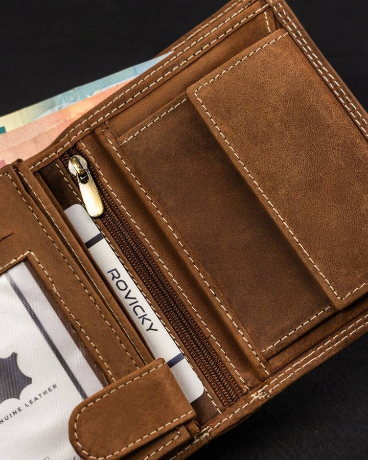 Duży, pionowy portfel męski ze skóry naturalnej - Always Wild