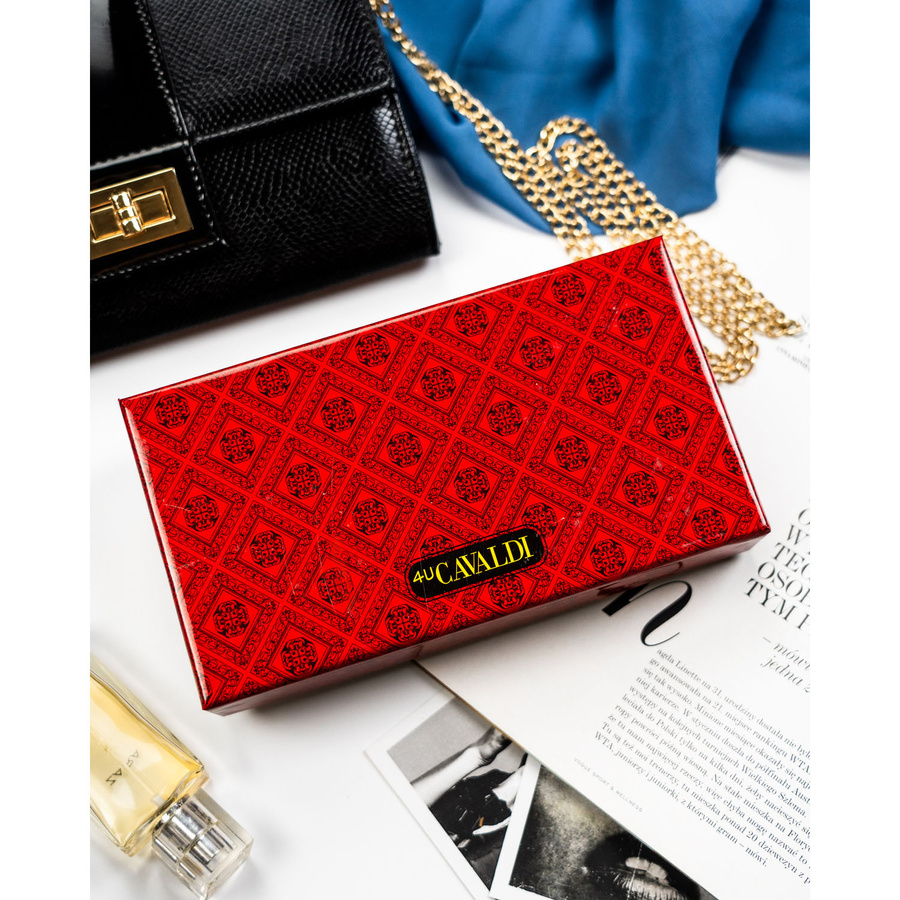 Duży, czarny portfel damski z lakierowanej skóry naturalnej - 4U Cavaldi