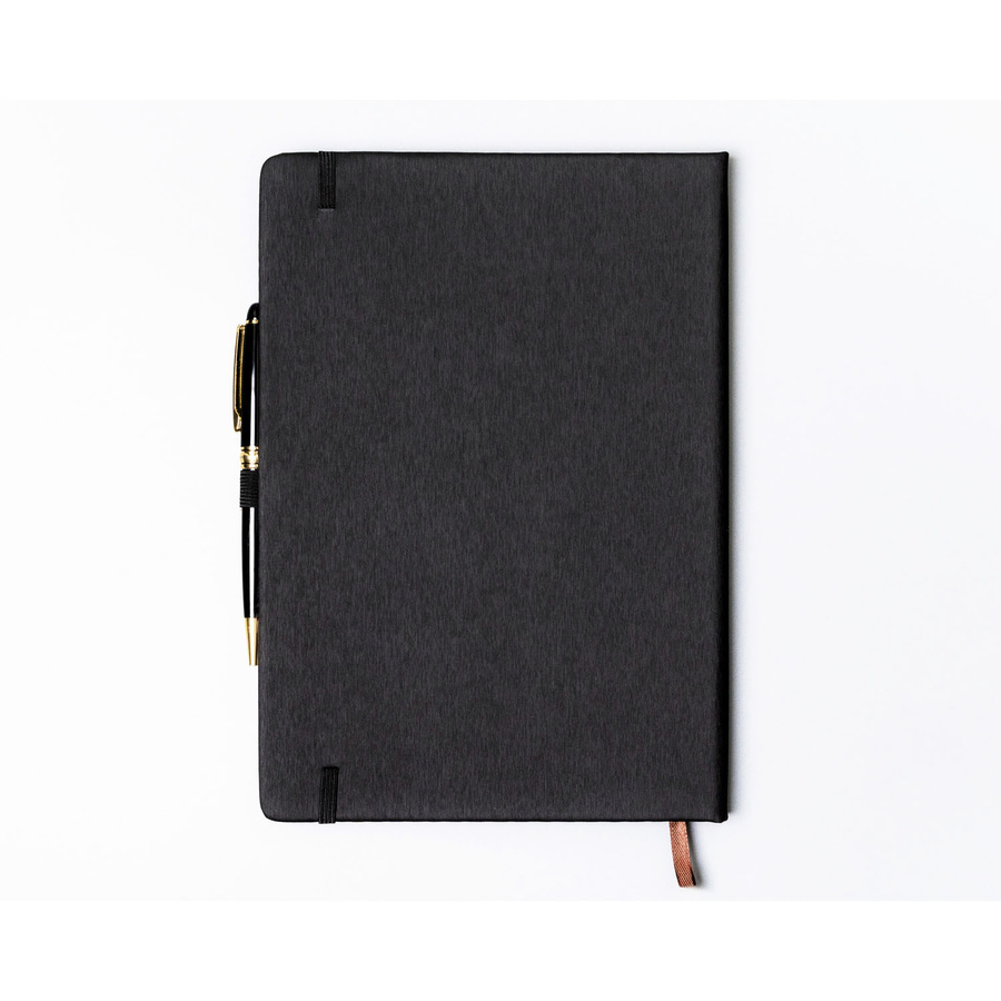 Czarny notes w formacie B5 zadrukowany w kropki, wyposażony w gumkę zamykającą - Peterson