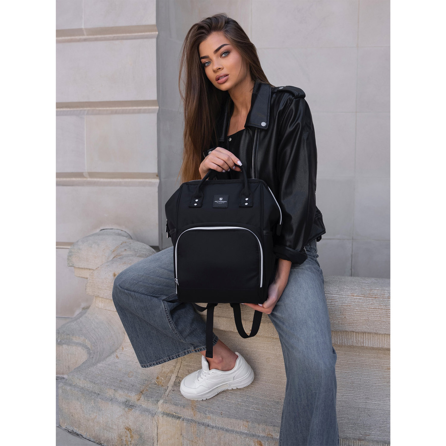 Czarny plecak z poliestru z uchwytami do zaczepienia na wózku - Peterson