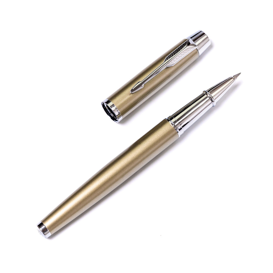 Oliwkowy długopis metalowy z czarnym wkładem - Peterson