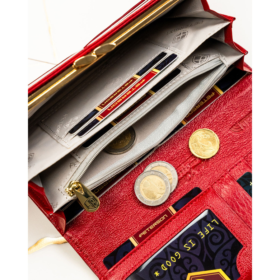 Czerwony portfel damski ze skóry naturalnej i ekologicznej zamykany zatrzaskiem - Peterson