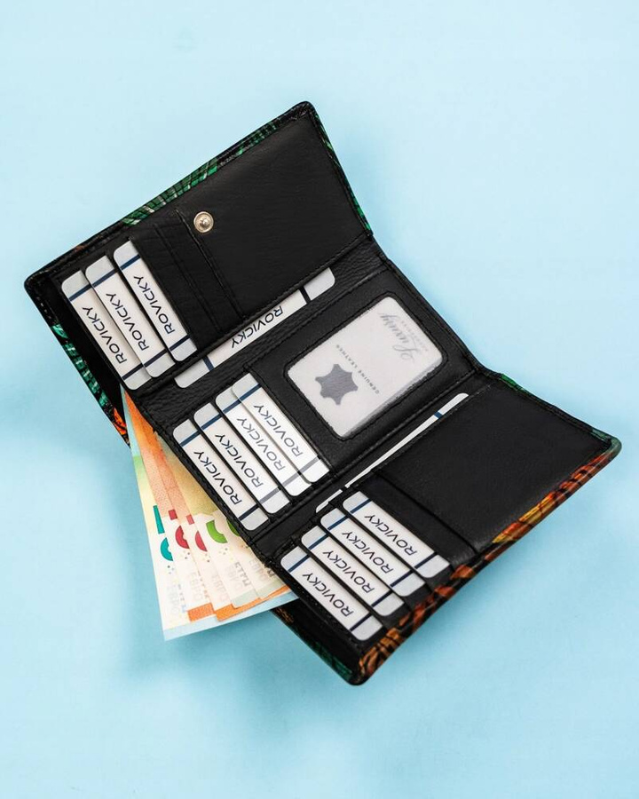 Duży portfel damski na zatrzask wykonany ze skóry naturalnej - Rovicky