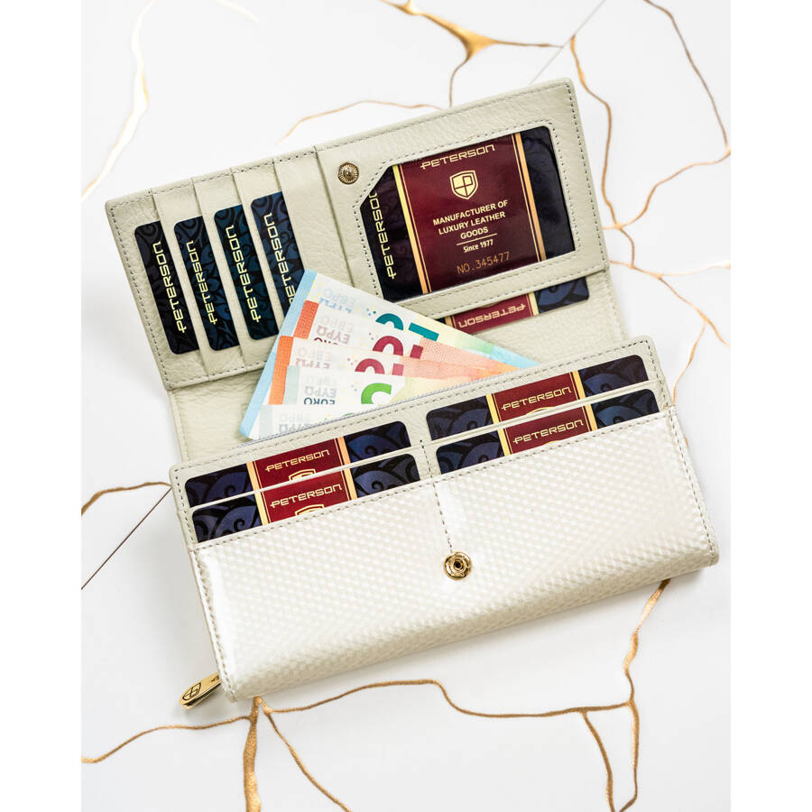 Elegancki skórzany portfel damski beżowy na dowód rejestracyjny - Peterson