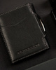 Mały, skórzany, pionowy portfel męski w czarnym kolorze na zatrzask - Peterson