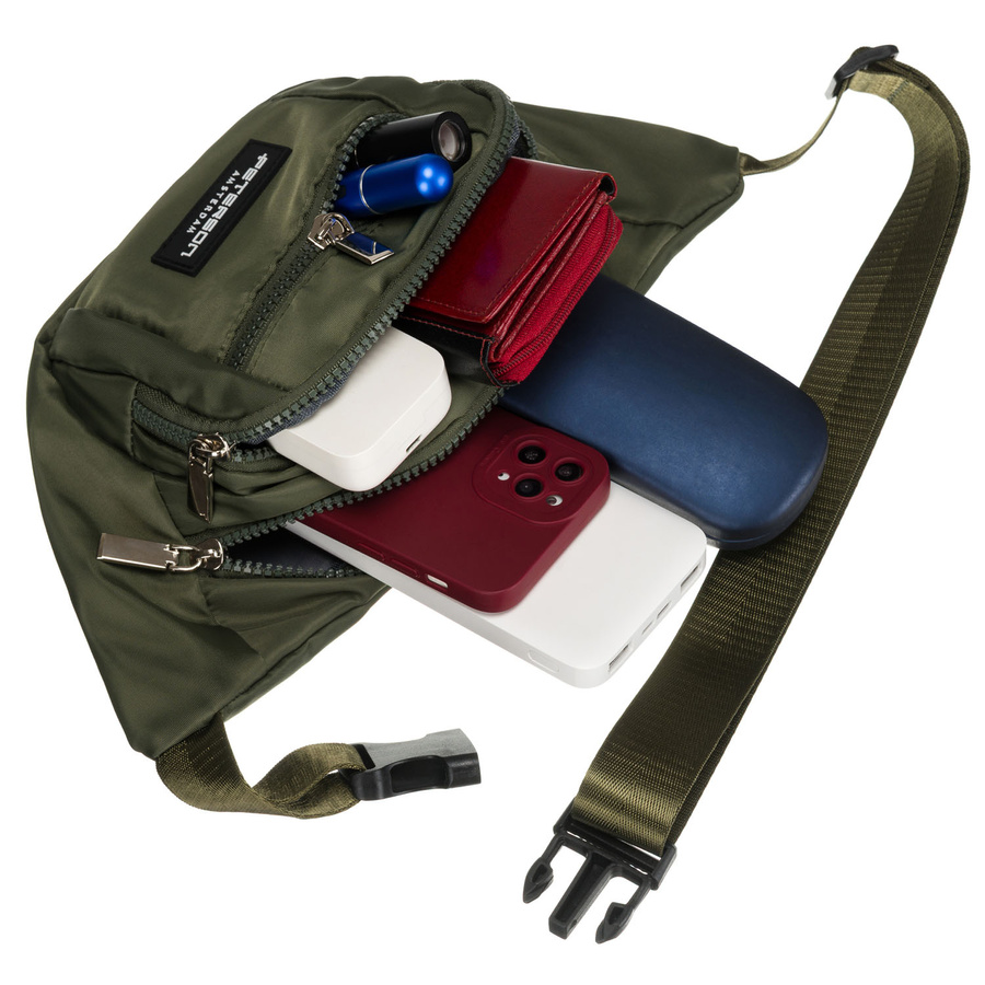 Zielona, sportowa saszetka z poliestru zawieszona na regulowanym pasku - Peterson