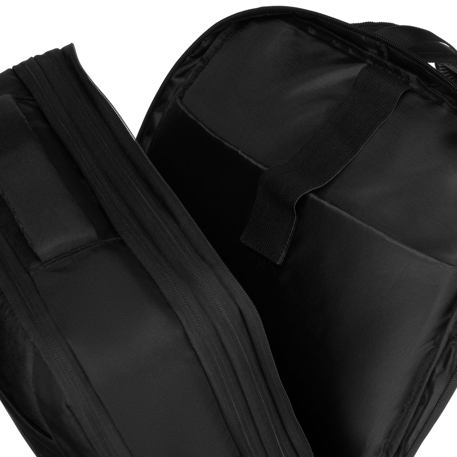 Czarny, podróżny plecak idealny na bagaż podręczny do samolotu - Peterson