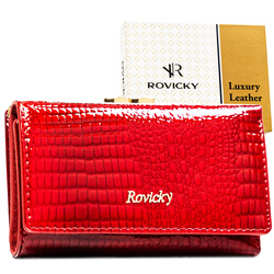 Średni portfel damski ze skóry naturalnej w czerwonym kolorze zamykany na bigiel i zatrzask - Rovicky