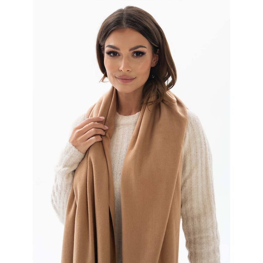 Gładki szalik camelowy z frędzlami - Peterson