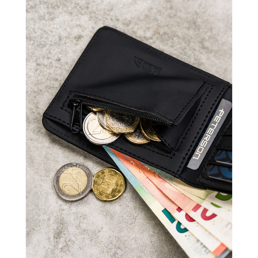 Czarny portfel męski z modnym, geometrycznym wzorem, bez zapięcia zewnętrznego - Peterson