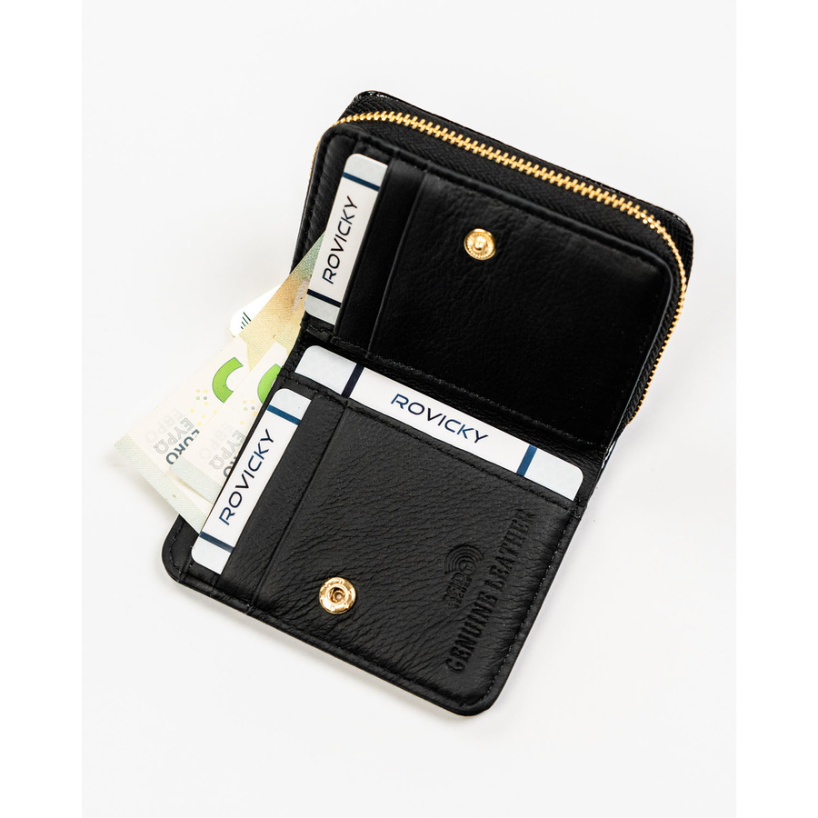Skórzany portfel damski w czarnym kolorze zamykany suwakiem i zatrzaskiem - Rovicky