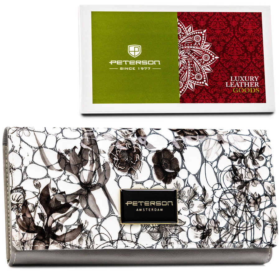 Duży, poziomy portfel damski na zatrzask, wykonany z lakierowanej skóry naturalnej w kwiatowy wzór - Peterson