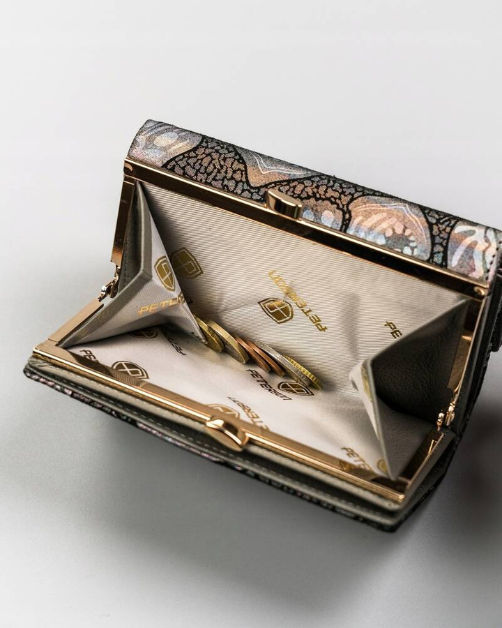 Damski, skórzany portfel w motylki - Peterson