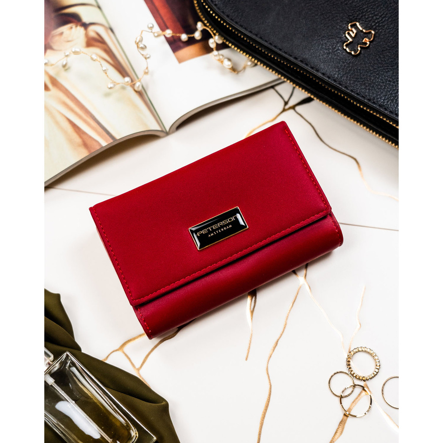 Czerwony portfel damski wykonany ze skóry naturalnej i ekologicznej - Peterson