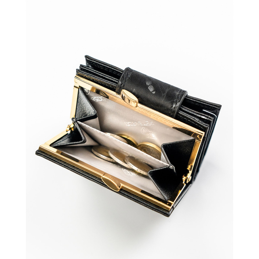 Mały portfel damski w czarnym kolorze zamykany na bigiel i zatrzask - Peterson