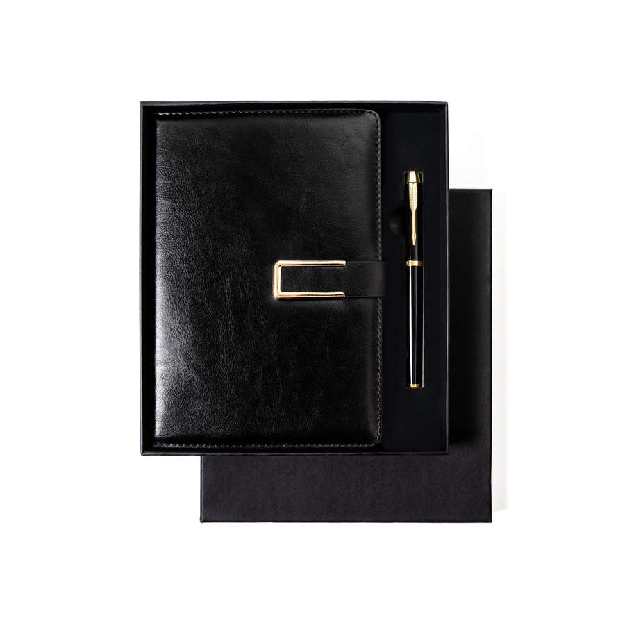 Elegancki zestaw prezentowy: czarny notes A5 i długopis z czarnym wkładem - Peterson