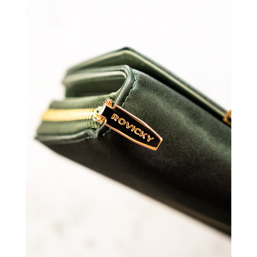 Portfel damski ze skóry ekologicznej w zielonym kolorze, zamykany na zatrzask - Rovicky