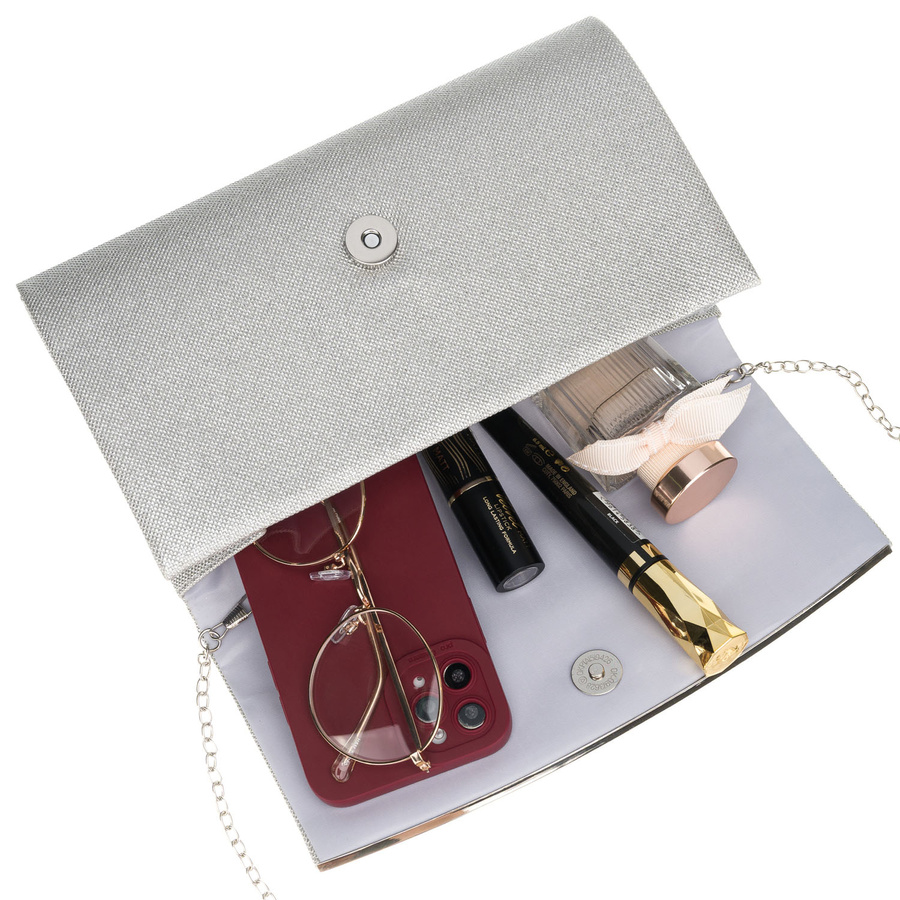 Srebrna, elegancka torebka damska wykonana z tkaniny syntetycznej zamykana klipsem magnetycznym - Rovicky