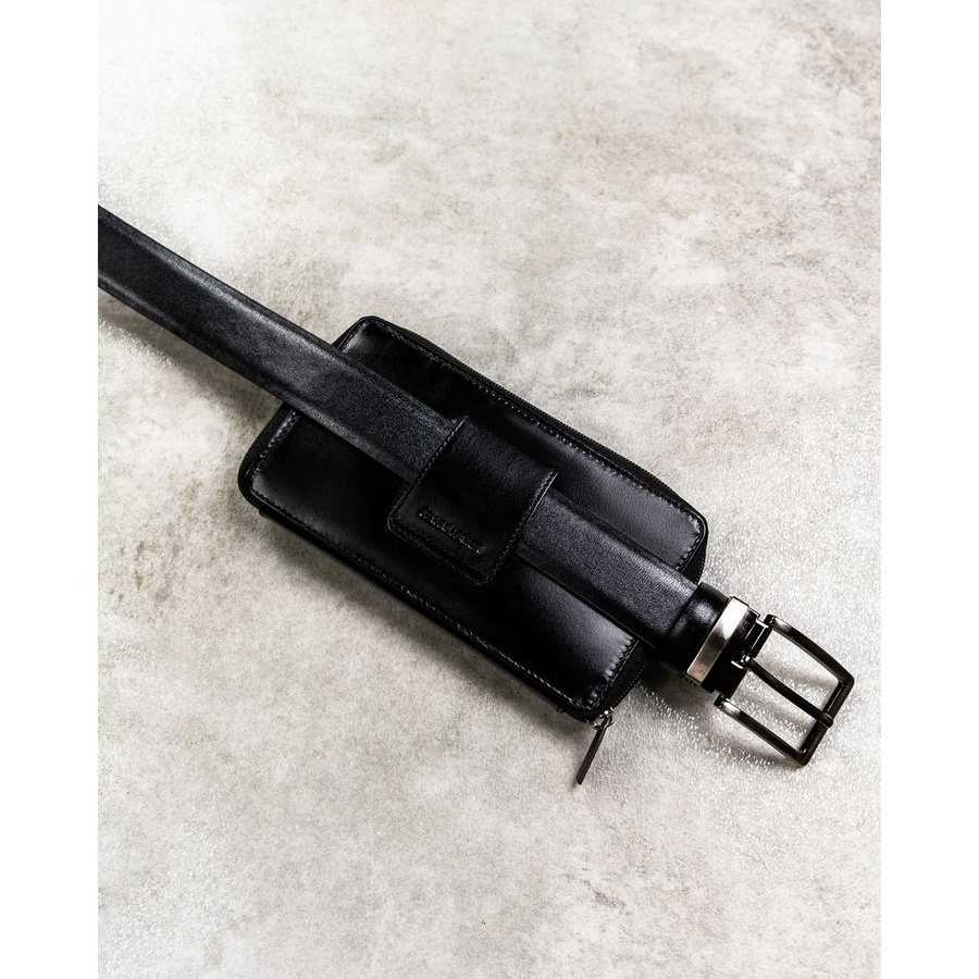 Skórzana, czarna saszetka męska z systemem RFID - Rovicky