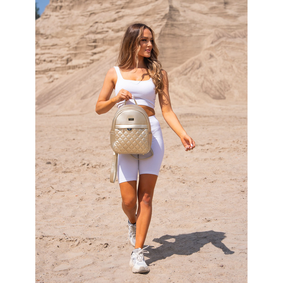 Złoty pikowany błyszczący plecak damski ze skóry ekologicznej mały Peterson