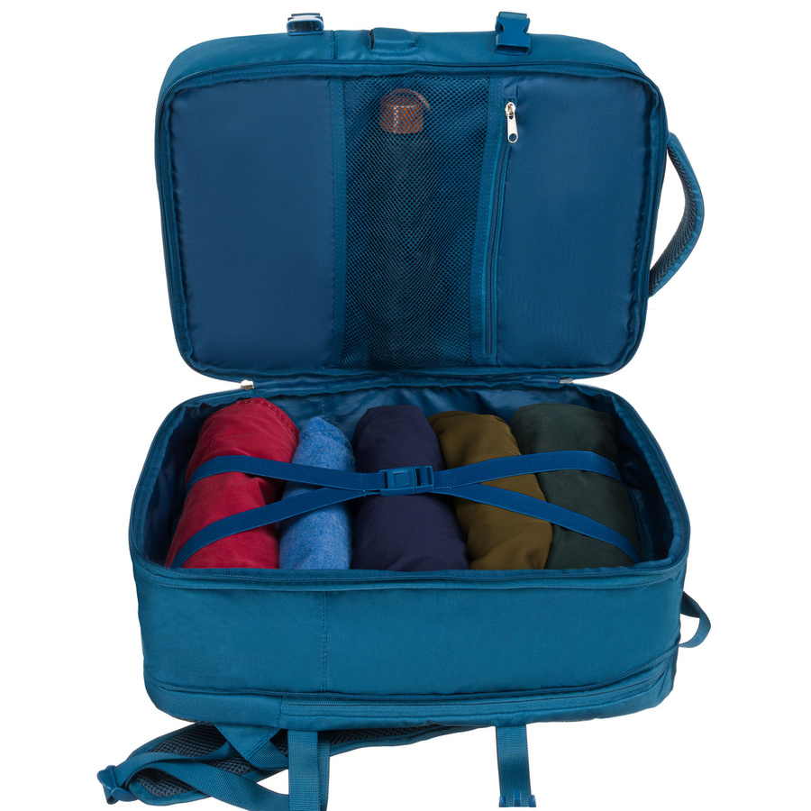 Plecak podróżny w niebieskim kolorze, idealny na bagaż podręczny i wyposażony paski kompresyjne - Peterson