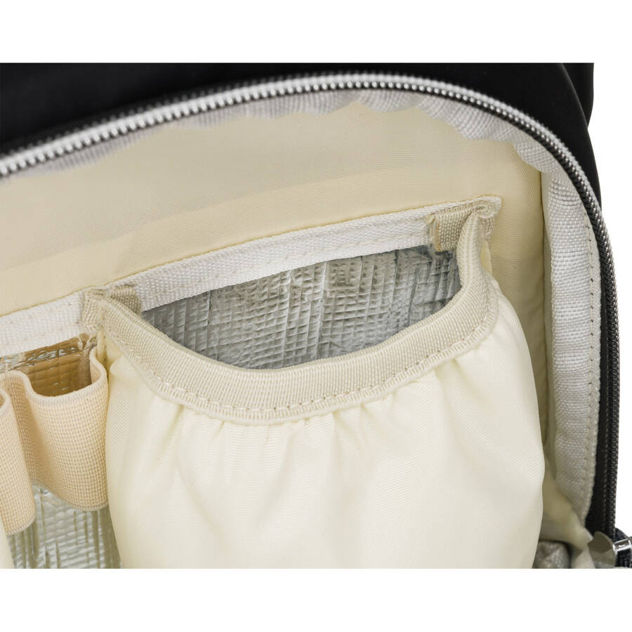 Czarny plecak z poliestru z uchwytami do zaczepienia na wózku - Peterson