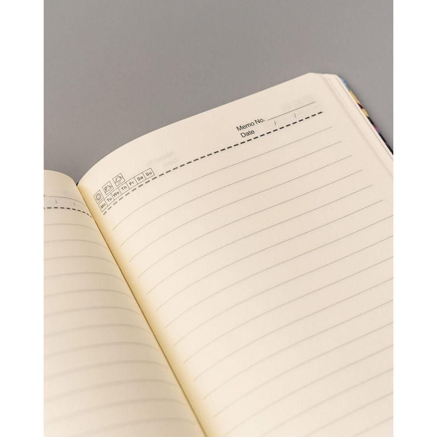 Notes A5 w twardej oprawie z kwiatowym printem - Peterson