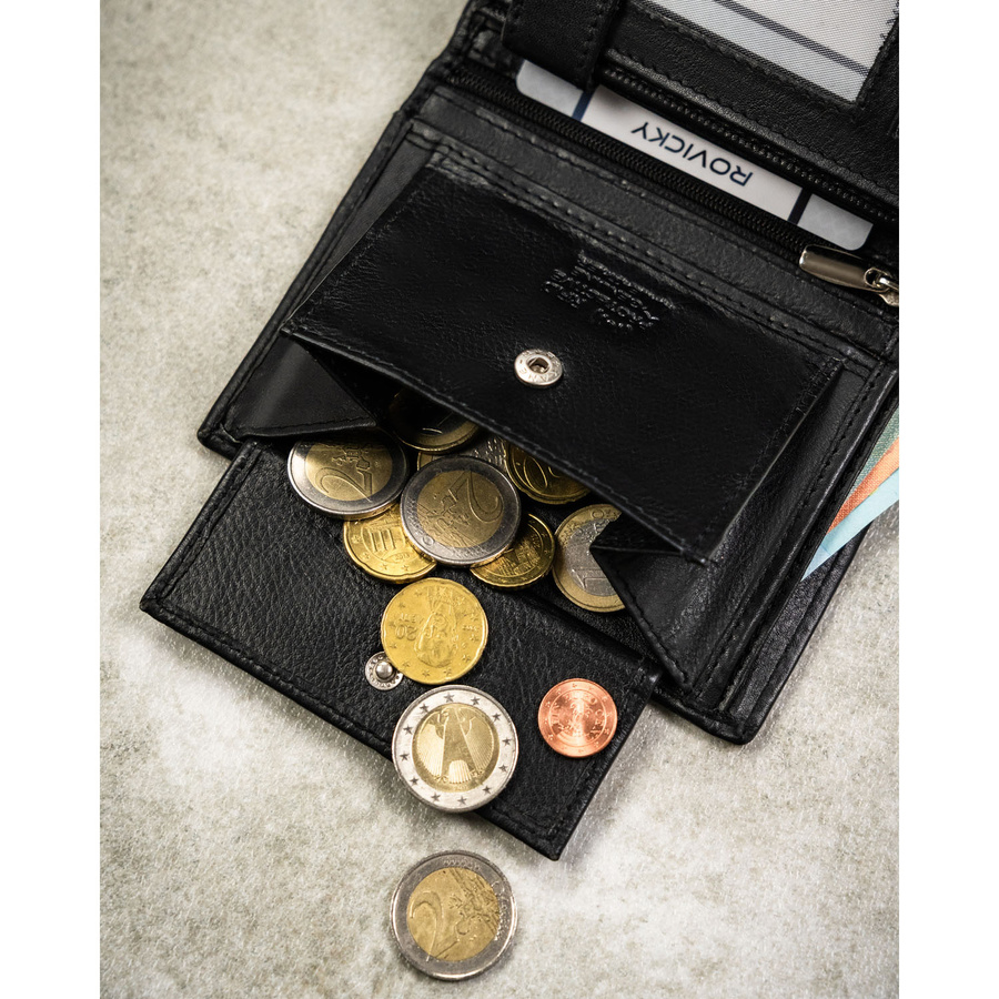 Duży portfel męski ze skóry naturalnej w czarnym kolorze, mieszczący dowód rejestracyjny - Rovicky