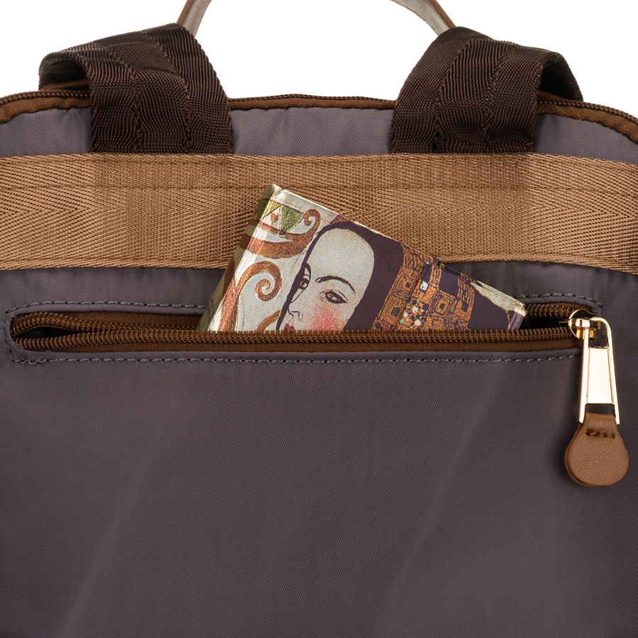 Plecak damski w szarym kolorze, zawieszony na regulowanych szelkach i zamykany suwakiem - Peterson