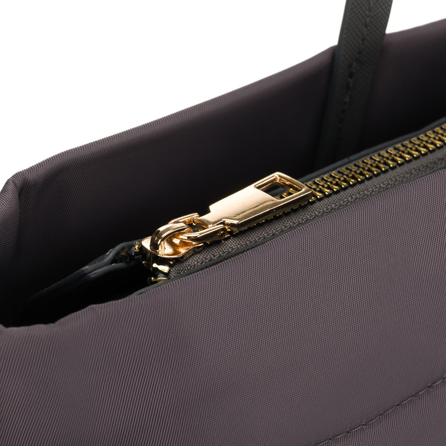 Nylonowa shopperka damska w szarym kolorze z doczepianym, regulowanym paskiem - Peterson