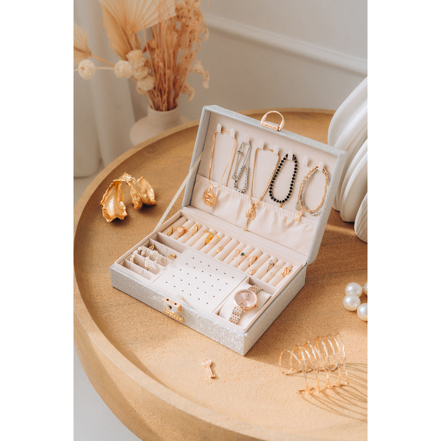 Srebrna szkatułka na biżuterię zamykana kluczykiem i zatrzaskiem - Peterson