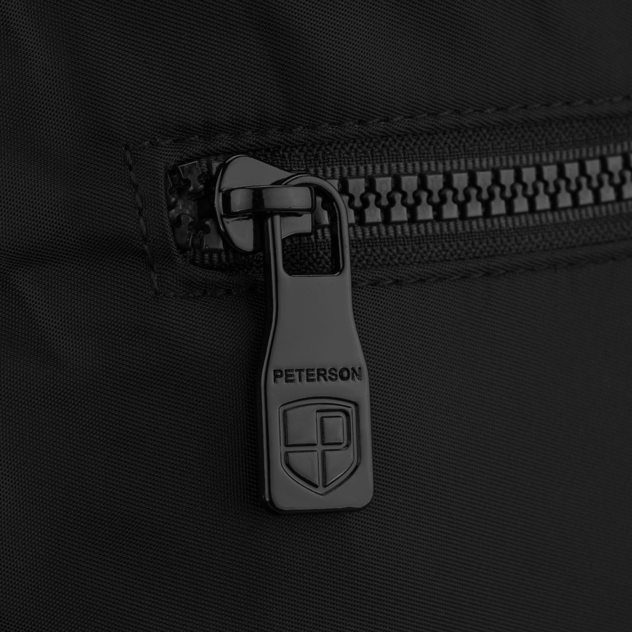 Czarna, miejska torebka damska z poliestru, jednokomorowa - Peterson