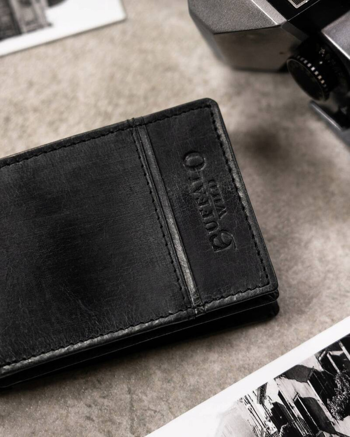 Mały, skórzany portfel męski bez zapięcia - Buffalo Wild