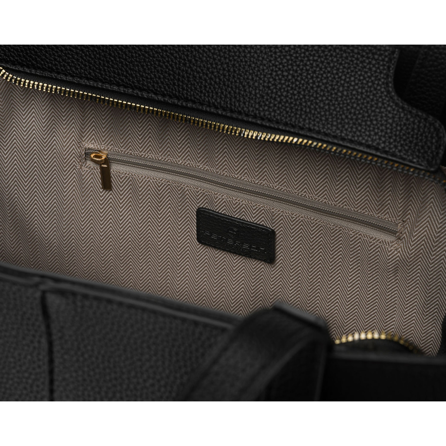 Czarna shopperka damska wykonana ze skóry ekologicznej z praktycznym etui w zestawie - Peterson