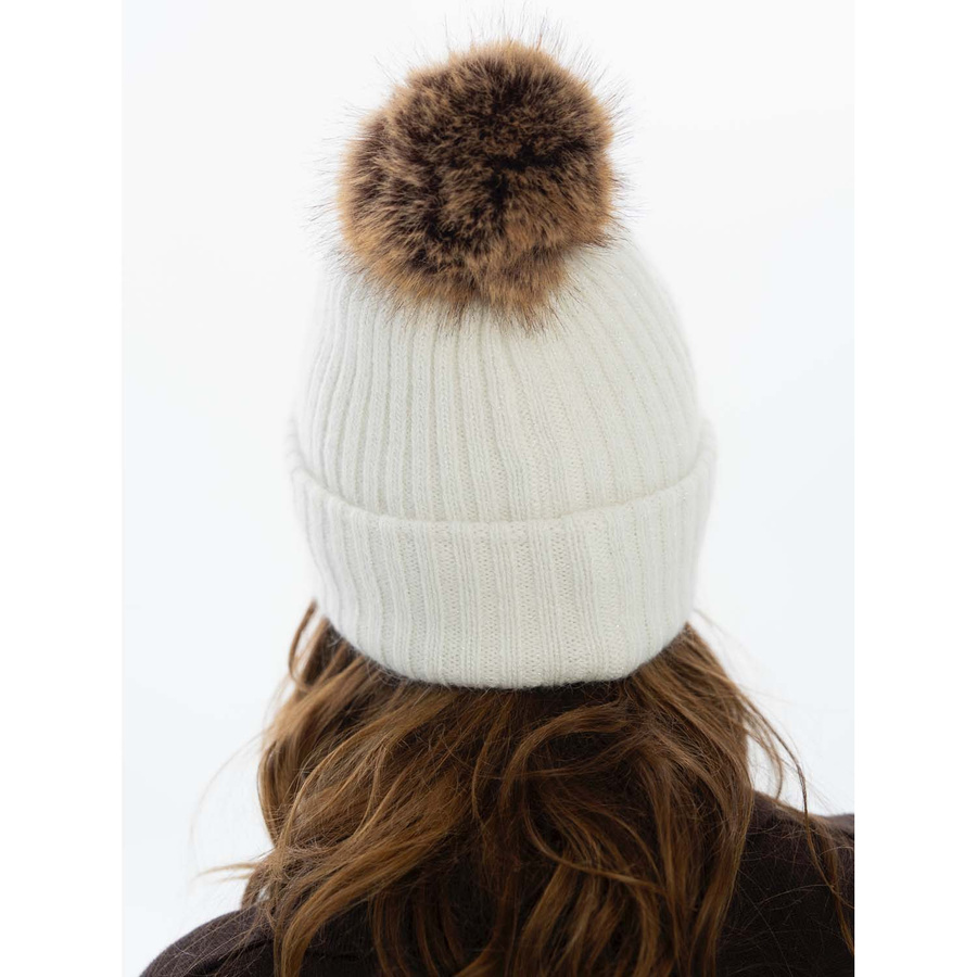 Ciepła biała czapka damska z futerkiem – Peterson