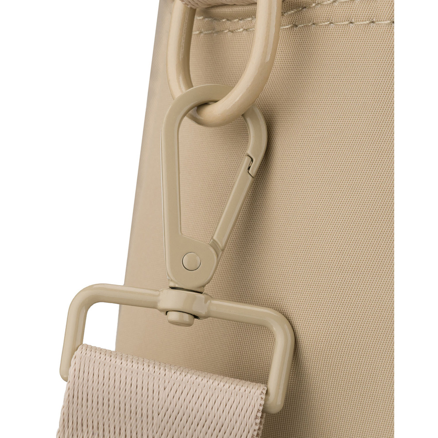 Beżowa, praktyczna listonoszka damska z poliestru zawieszona na uchwytach i doczepianym pasku - Peterson