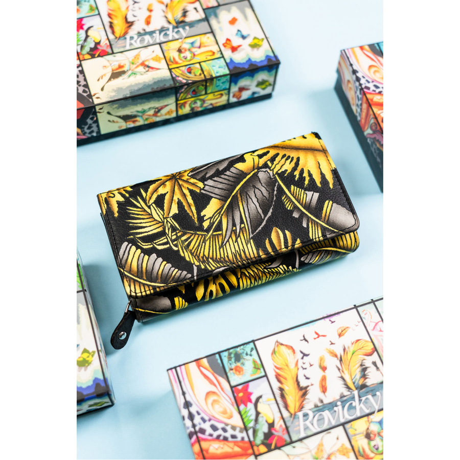Duży, skórzany portfel damski na zatrzask - Rovicky