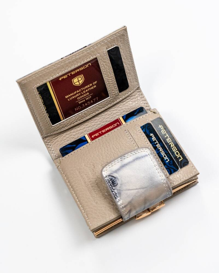 Skórzany portfel damski na bigiel i zatrzask - Peterson